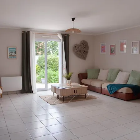 Casa de Férias Hawaï 8 à 12 Pers Grand Jardin Et à Pied Pornichet