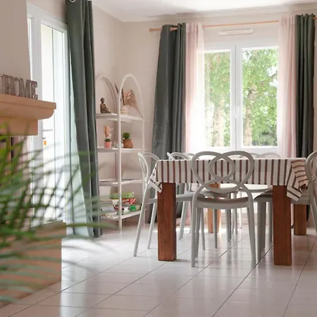 Hawaï 8 à 12 Pers Grand Jardin Et à Pied Casa de Férias Pornichet